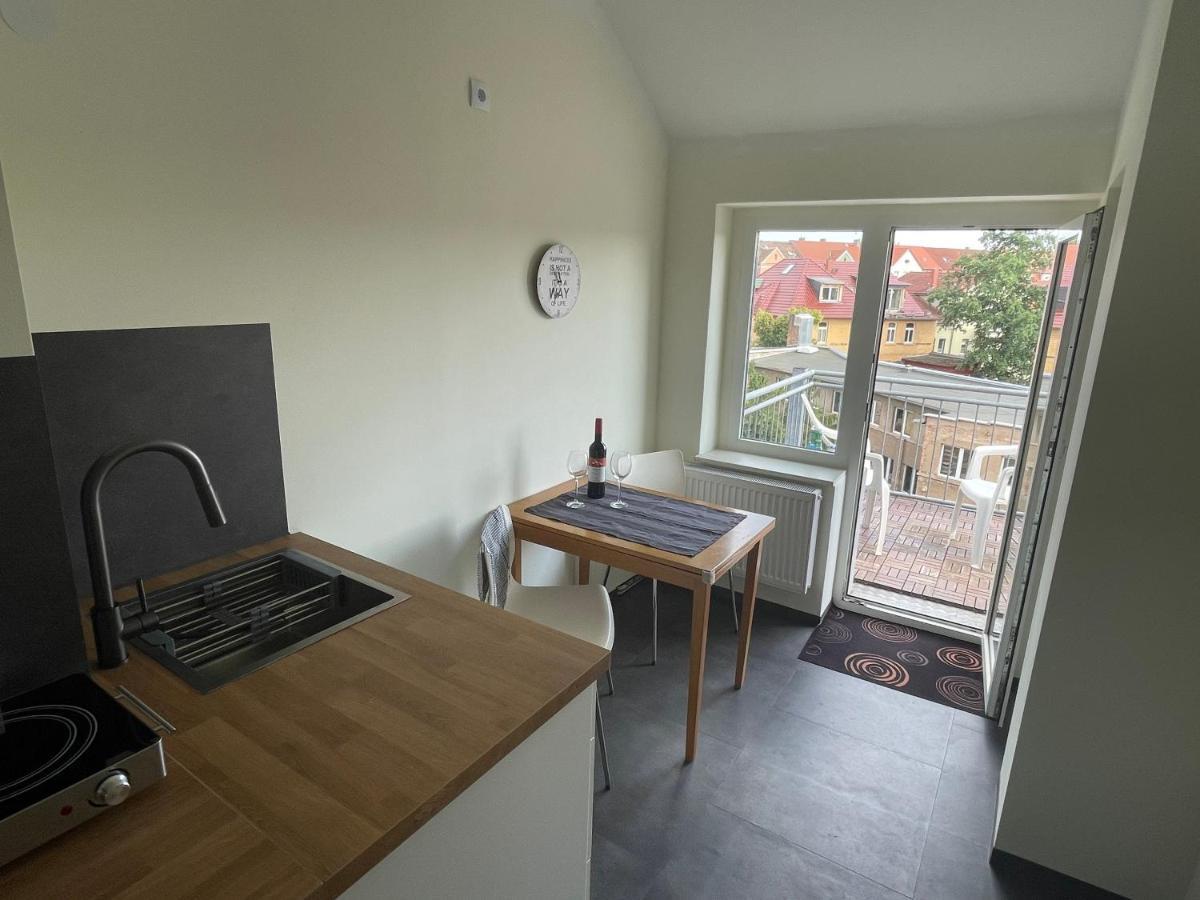 Schoene Neue 4 Mit Sued-balkon Bis 8 Personen Apartment *